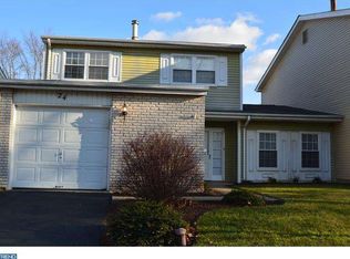 24 Chesapeake Dr, Newtown, PA 18940