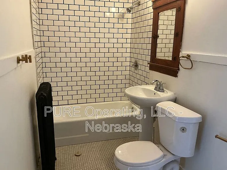120 N 6th St — Photo 111