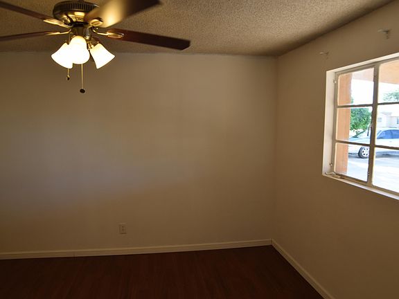 4th image of 2717 W Butler Dr