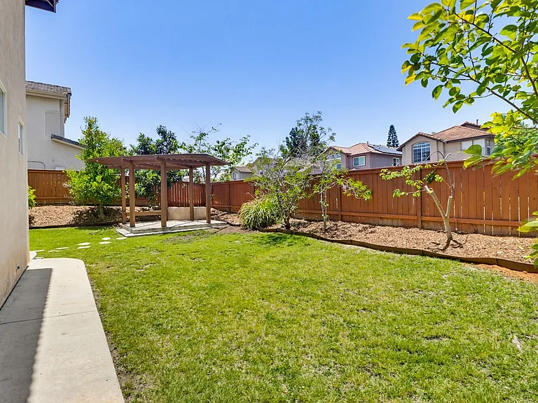 1100 Corrales Ln — Photo 75