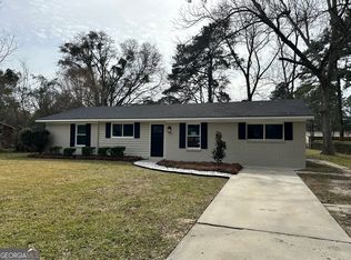 121 Larchmont Dr, Savannah, GA 31419