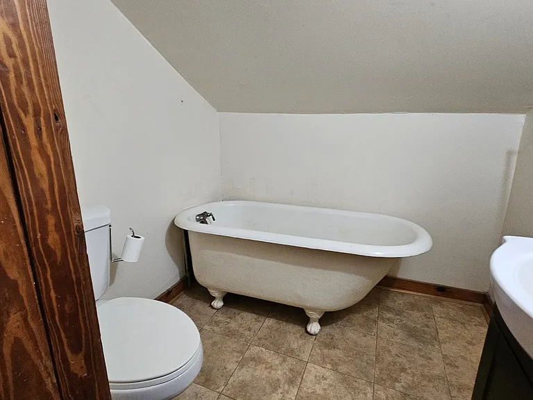813 SE 2nd Ave #C — Photo 10