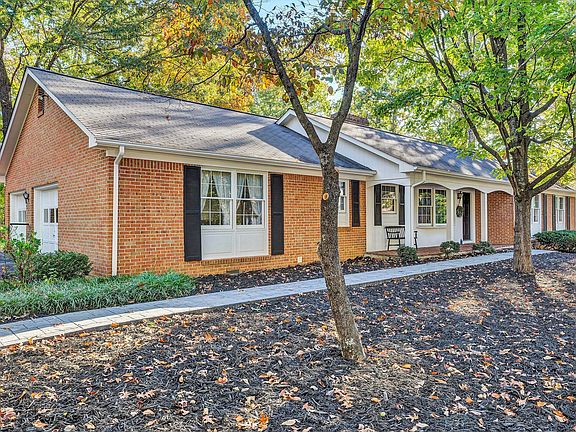 2nd image of 7044 Irondale Cir