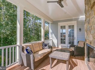 17092 Belle Isle Dr, Dumfries, VA 22026