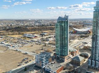 433 N 11th Ave SE #1601, Calgary, AB T2G 0C7