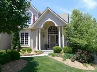 8112 NE 74th St, Kansas City, MO 64158