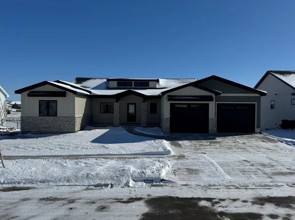 7799 Bluestem Trl, Deforest, WI 53532