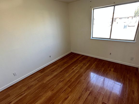 4th image of 5660 Kevinberg Dr