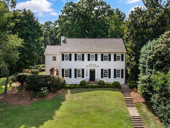 5th image of 1822 Woodcrest Rd