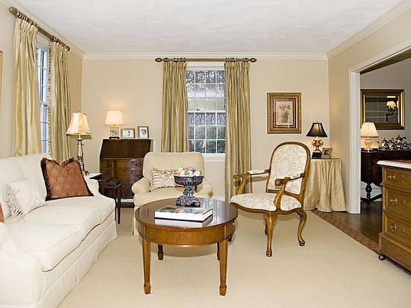 Quietly says "luxury"