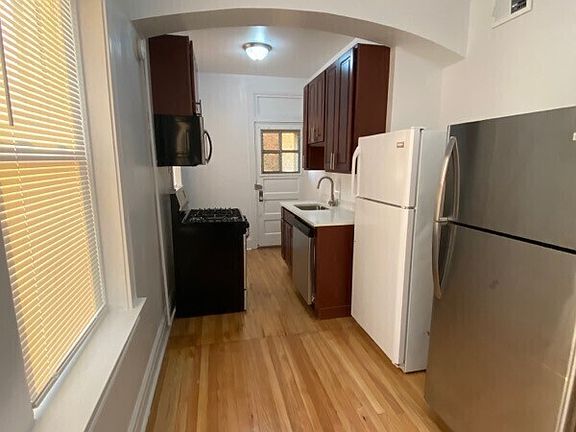 3rd image of 2312 N Drake Ave APT 3S