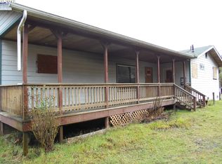 51057 Old Broadbent Rd, Myrtle Point, OR 97458