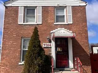 7314 S Mozart St, Chicago, IL 60629