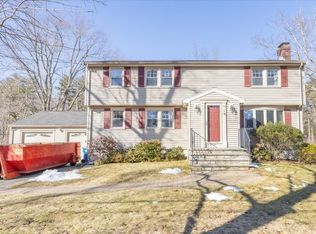 25 Brookside Ln, Burlington, MA 01803