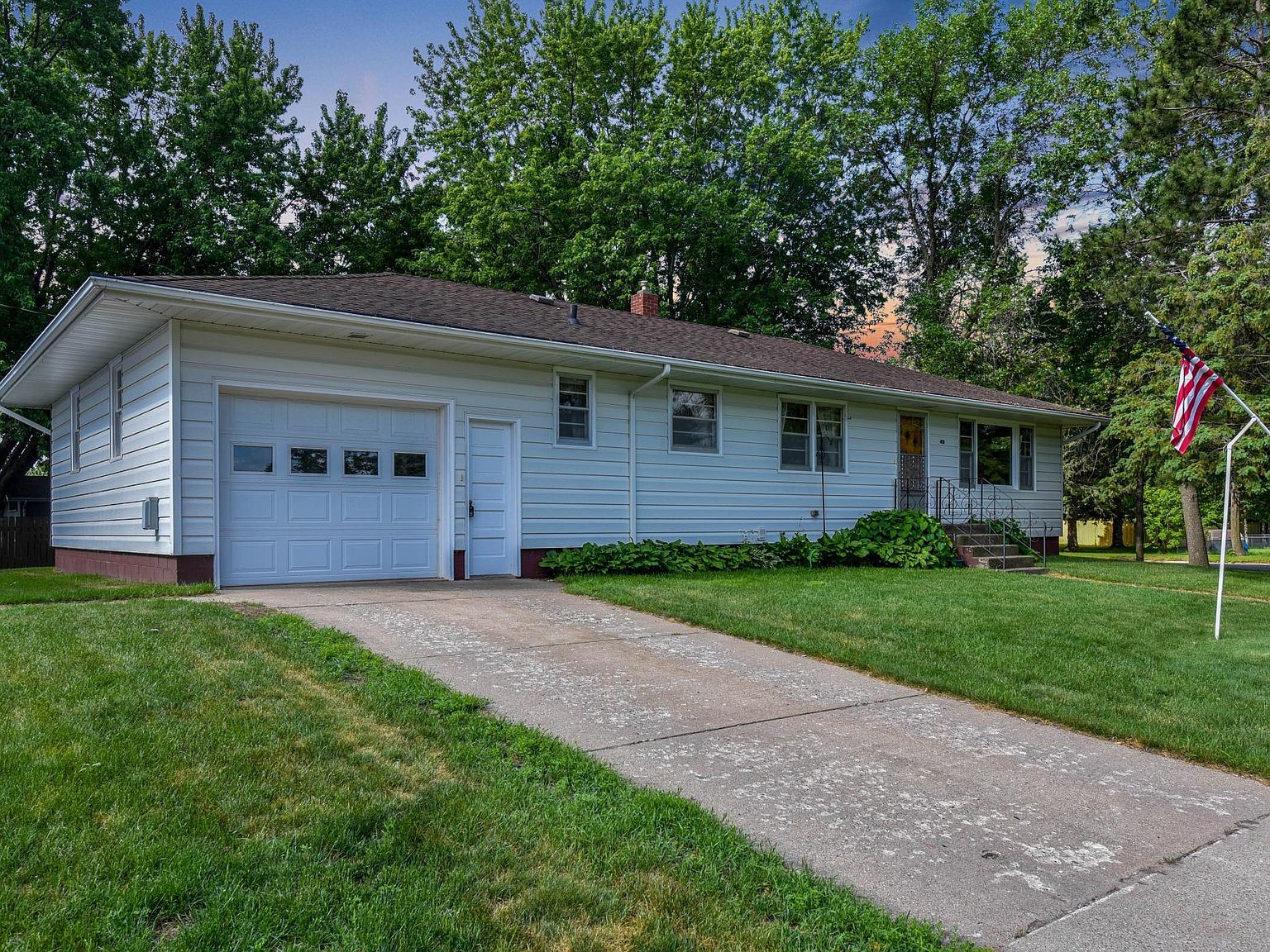 410 Summit Ave NE, Staples, MN 56479 Zillow