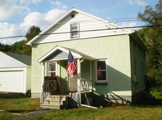 118 Cafferty Ln, Endicott, NY 13760