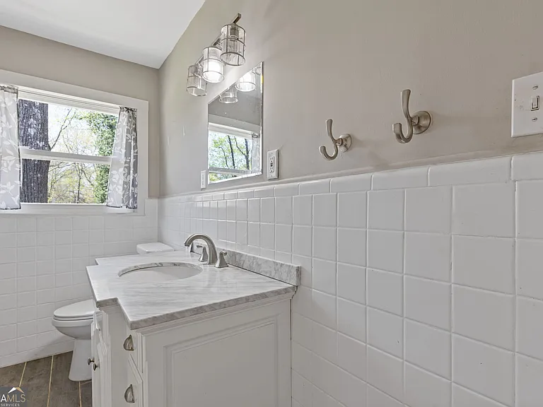 2779 Horse Shoe Dr — Photo 16