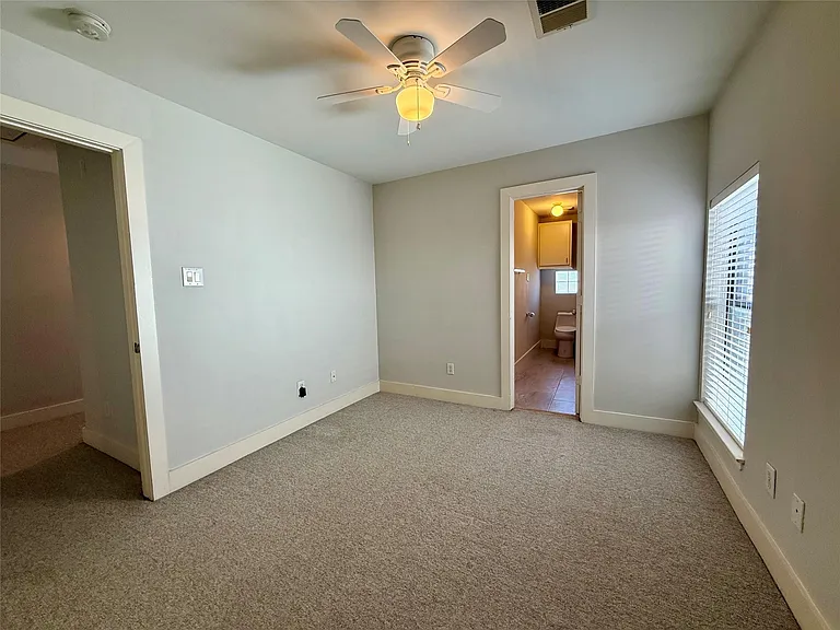 9833 Sandra Ann Ct — Photo 20