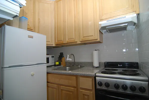 Rented by Building Equity Real Estate LLC | media 15