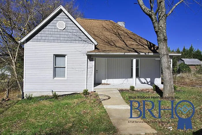 1311 W Baxter Ave