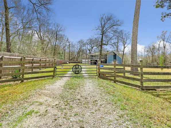 142 County Road 450, Dayton, TX 77535