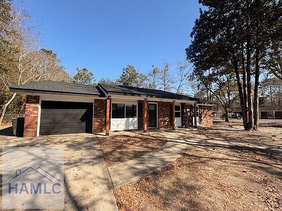 2nd image of 618 Fleming Rd