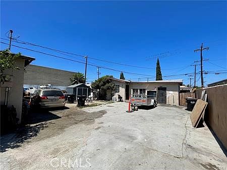 4th image of 8106 Eastern Ave