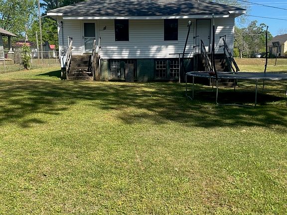 3rd image of 5205 23rd Blvd