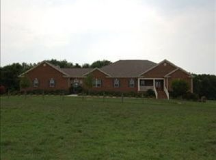 1180 Sweet Briar Trce, Madison, GA 30650