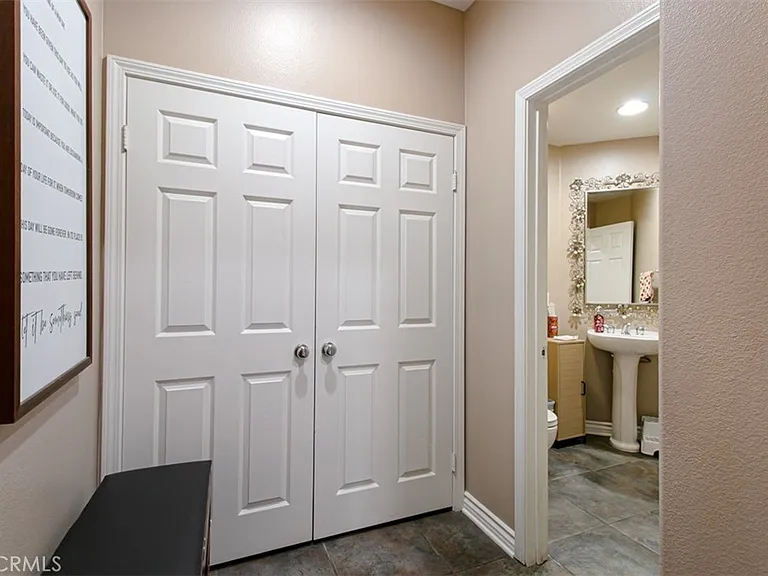 29315 Sequoia Rd — Photo 17