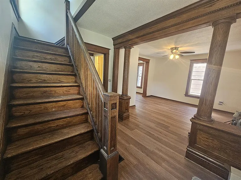 1116 Hickory St — Photo 24