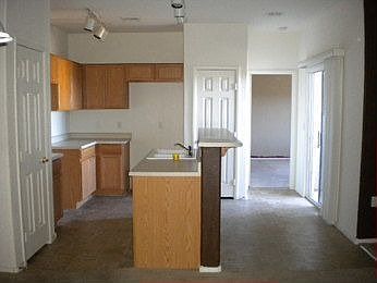 5th image of 6309 Desert Leaf St Unit 201