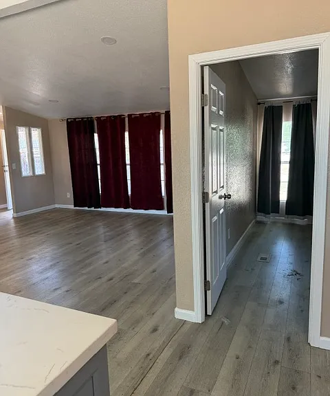 3430 E Redwood Rd — Photo 30