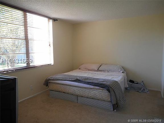 4th image of 9330 Lagoon Pl APT 204