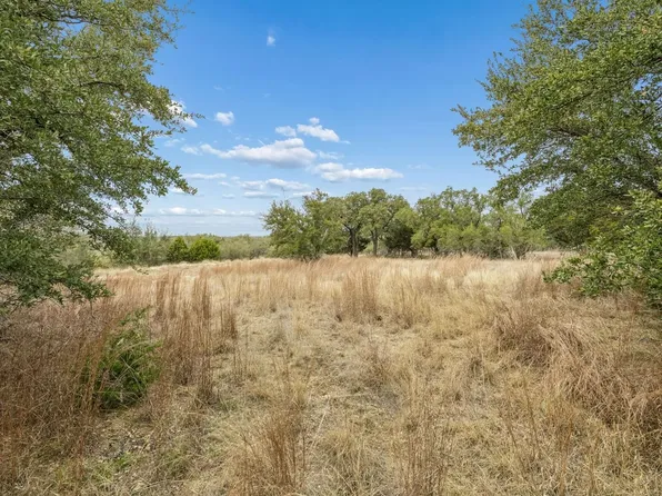 105 N Jerry Gray, Blanco, TX 78606