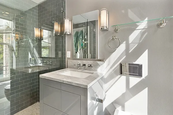 Rented by Nest Seekers International | media 48