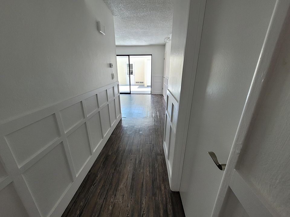 Downstairs entry