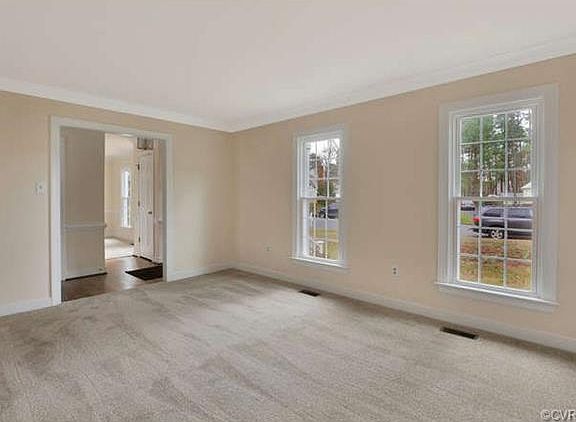5th image of 10208 Heritage Ln