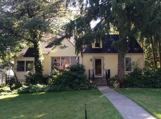 1130 W Vine St, Springfield, IL 62704