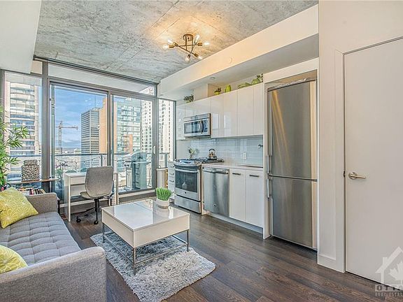 5th image of 224 Lyon St #1309