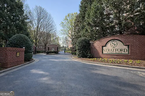 4107 Stratford Cmns Photo 1