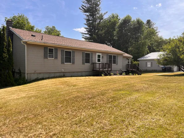 27 Strackville Rd, Schuyler Falls, NY 12985