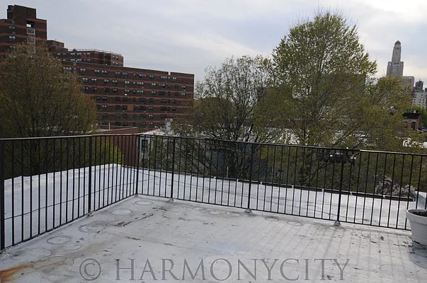 Rented by Harmonycity Corp. | media 27