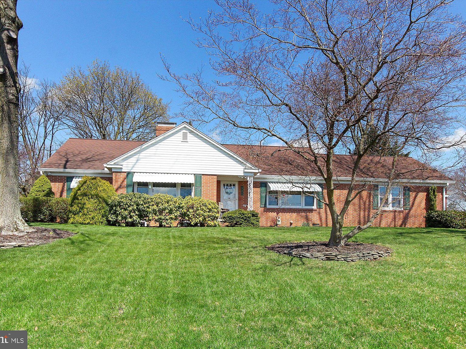 521 E Lancaster St, Red Lion, PA 17356 Zillow