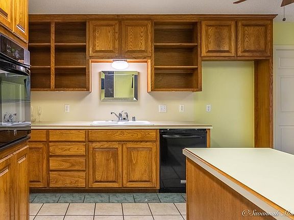 4th image of 2600 Idlewilde Dr