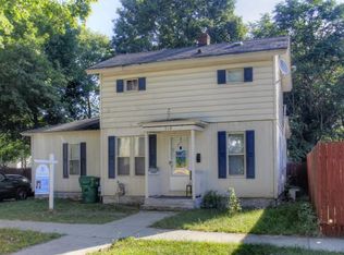 710 7th St, Three Rivers, MI 49093