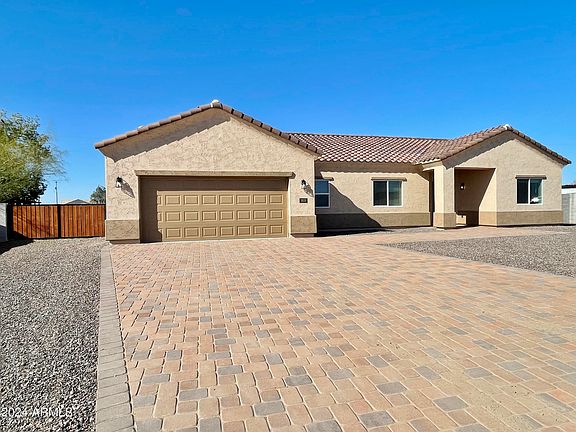 2nd image of 3930 N JUNIPER Drive