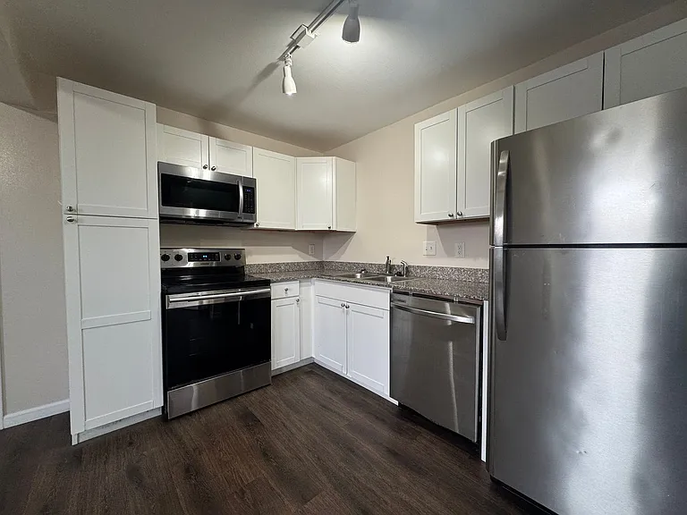 222 Vickie Lynn Ln — Photo 8