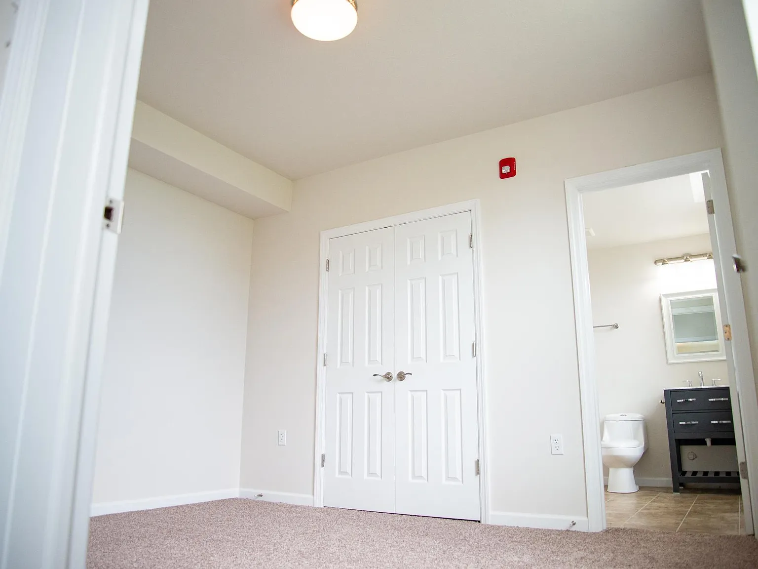 302 Barr St — Photo 2