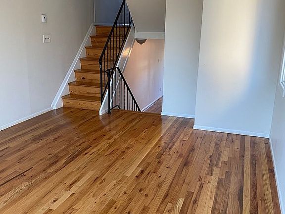 4th image of 75 Cameron Ave #H
